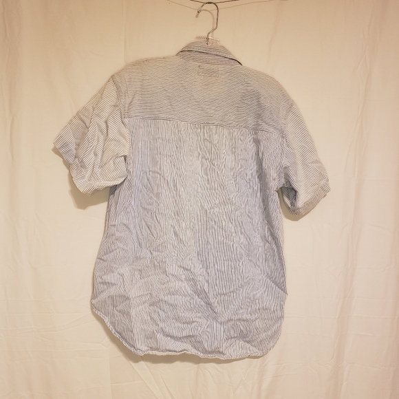 XQUIZZIT USA Medium Button Down Tee - Picture 2 of 7